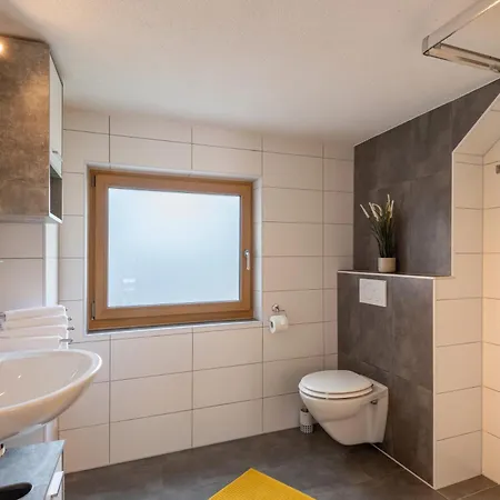 Апартаменты Alpenapartment Fuer Familien Und Gruppen Zentrale Lage Фюген