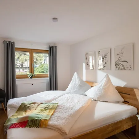 Alpenapartment Fuer Familien Und Gruppen Zentrale Lage Διαμέρισμα *