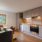 Appartamento Alpenapartment Fuer Familien Und Gruppen Zentrale Lage Fügen