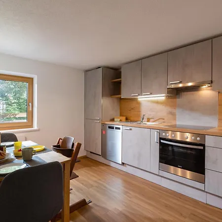 아파트 Alpenapartment Fuer Familien Und Gruppen Zentrale Lage 푸겐