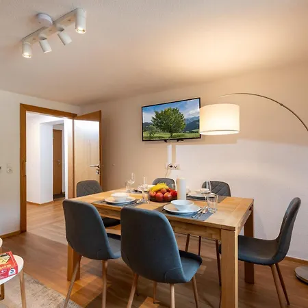 Alpenapartment Fuer Familien Und Gruppen Zentrale Lage 푸겐