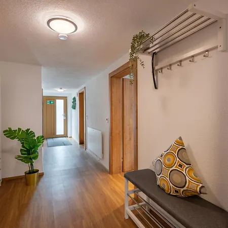 아파트 Alpenapartment Fuer Familien Und Gruppen Zentrale Lage